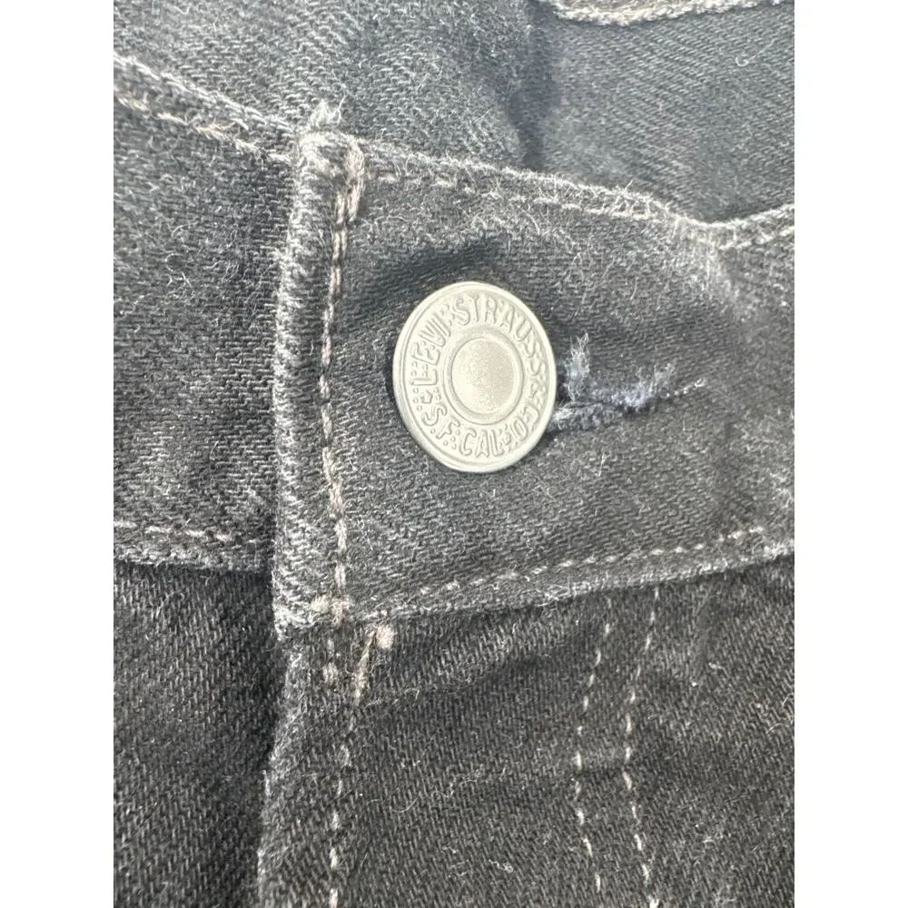 Levis good used